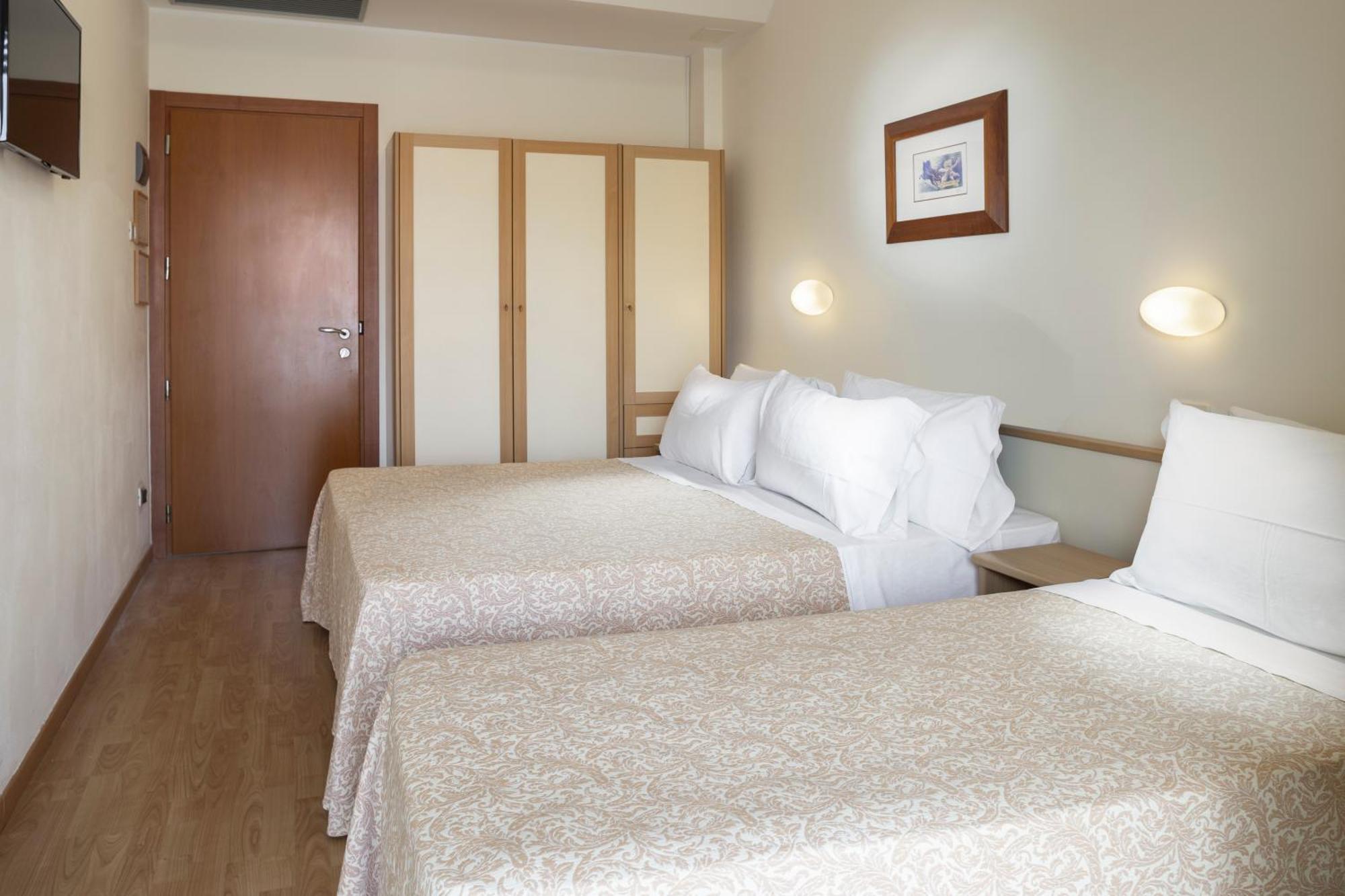Hotel Baltic Ρίμινι Εξωτερικό φωτογραφία